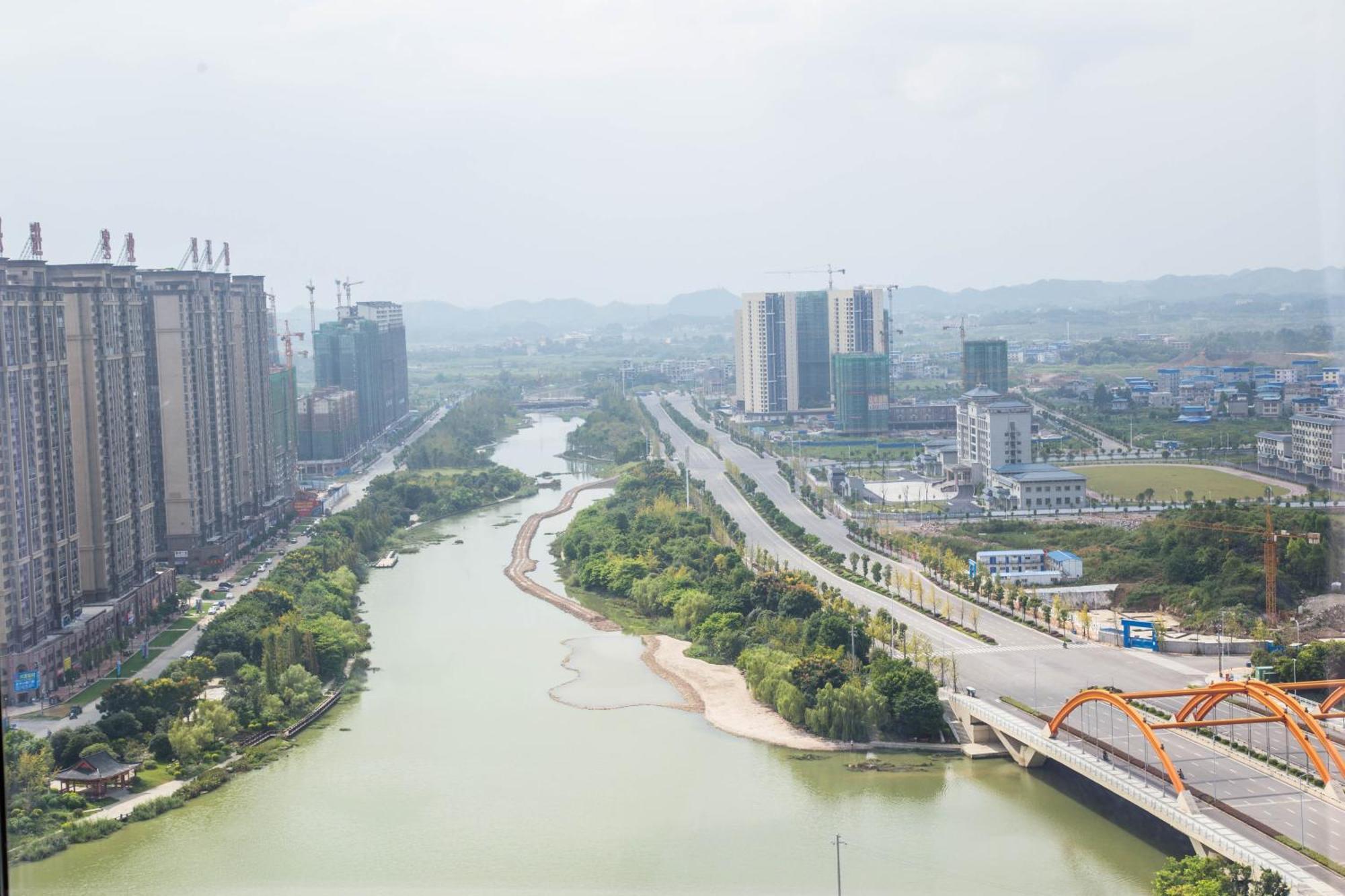 Four Points By Sheraton Guilin Lingui Exterior photo